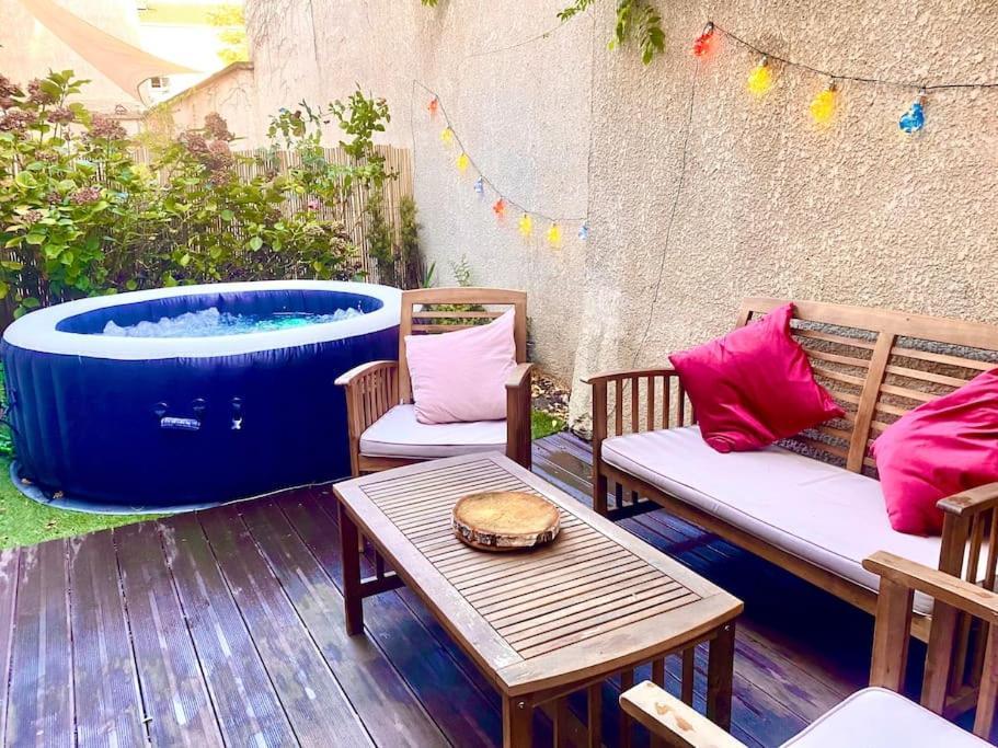 Magnifique Villa Avec Jacuzzi Au Pied Du Stade Σαιν-Ντενί Εξωτερικό φωτογραφία