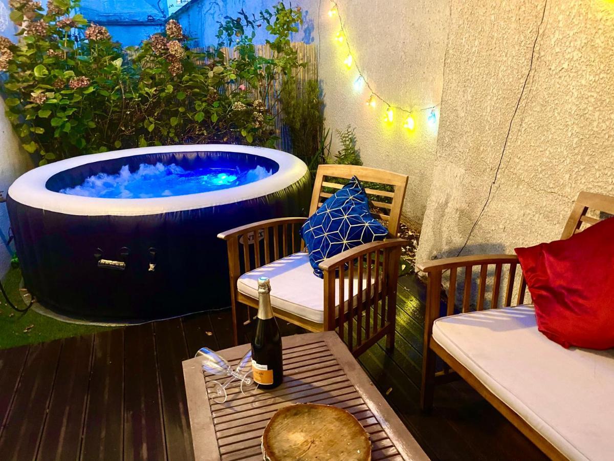 Magnifique Villa Avec Jacuzzi Au Pied Du Stade Σαιν-Ντενί Εξωτερικό φωτογραφία